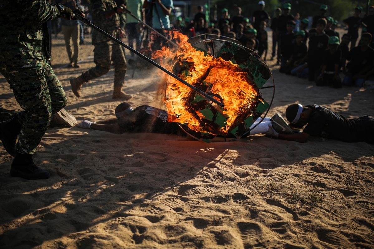 Gazzeli gençlerin mezuniyet şöleni - 13
