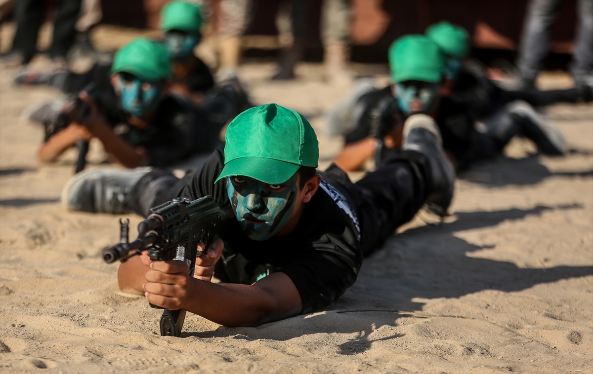 Gazzeli gençlerin mezuniyet şöleni - 21