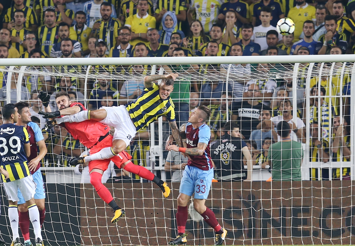 Fenerbahçe-Trabzonspor karşılaşmasından kareler - 0