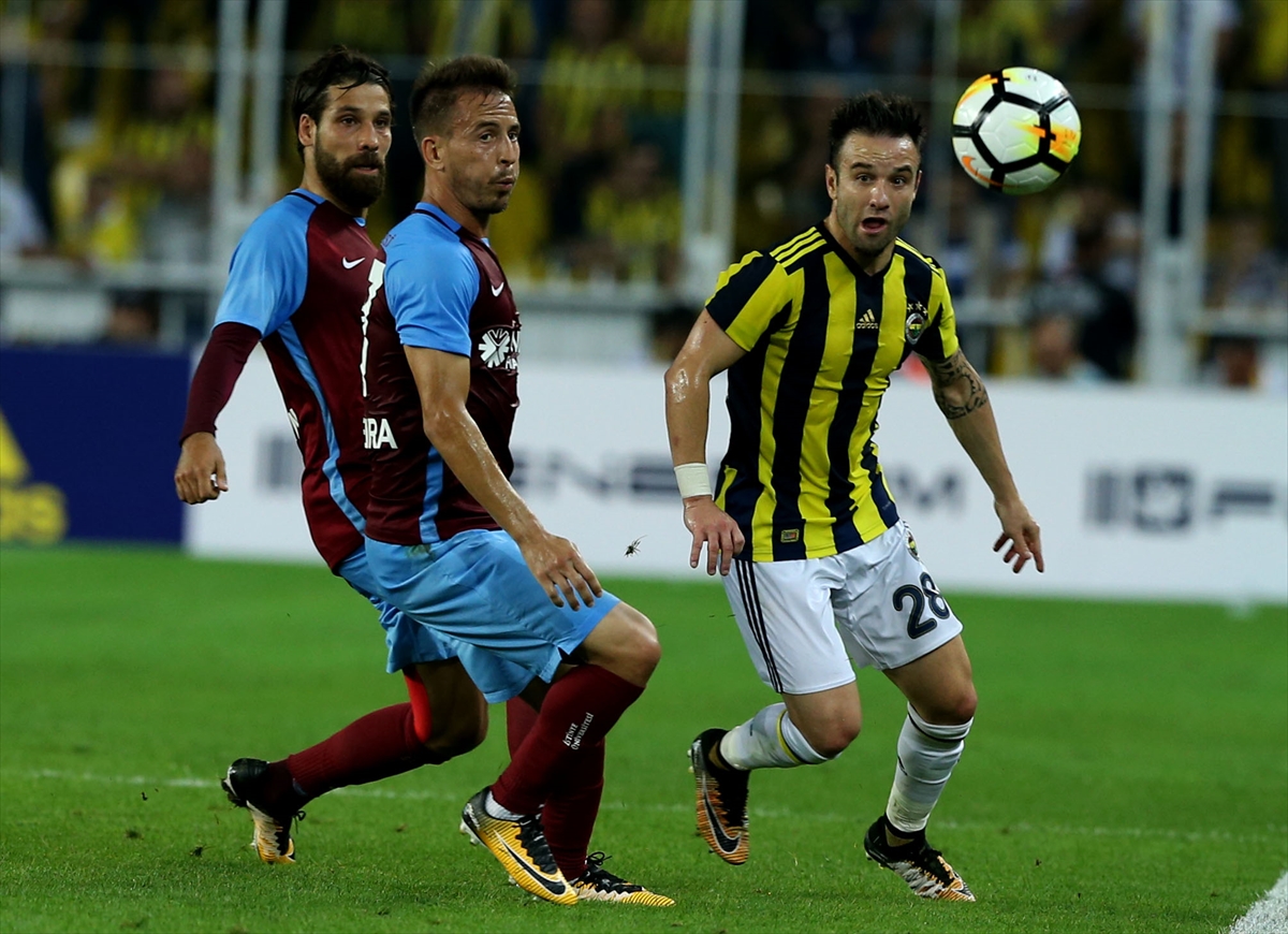 Fenerbahçe-Trabzonspor karşılaşmasından kareler - 0