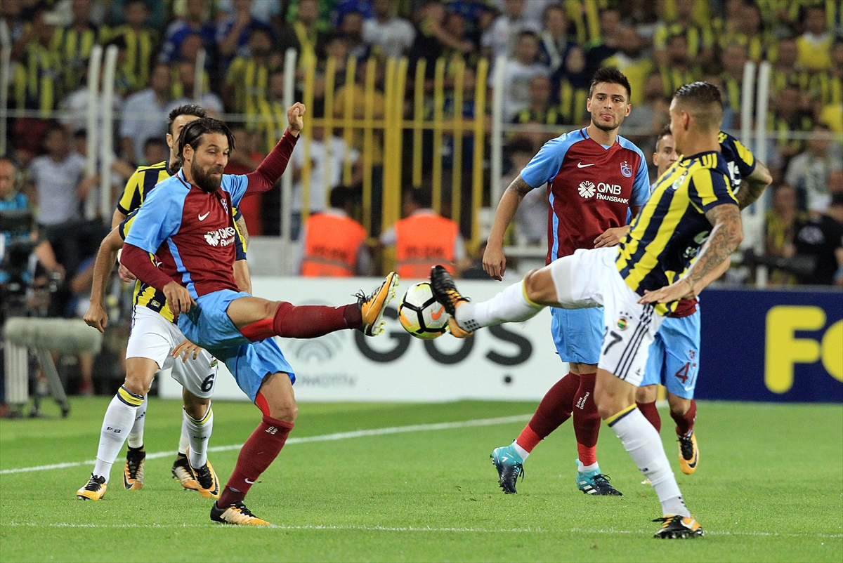Fenerbahçe-Trabzonspor karşılaşmasından kareler - 0
