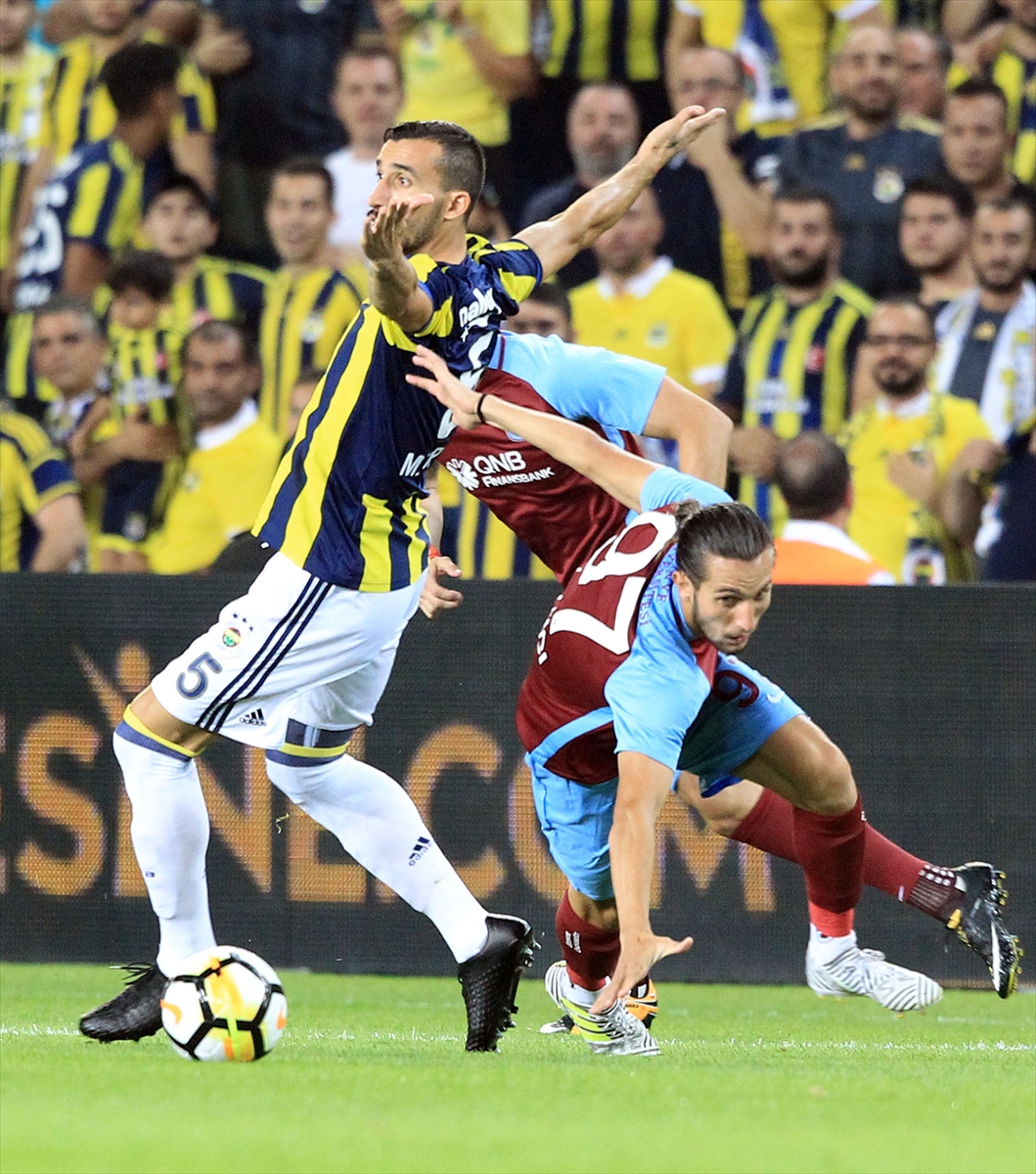 Fenerbahçe-Trabzonspor karşılaşmasından kareler - 0