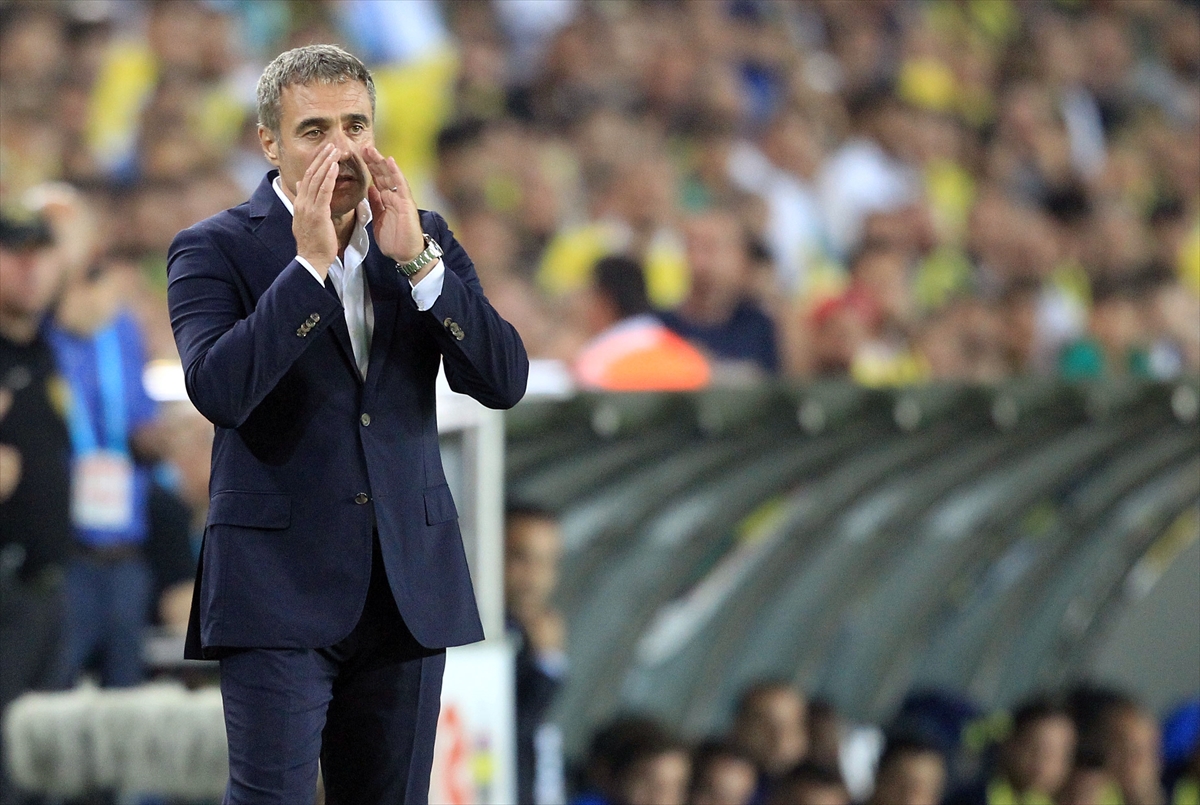 Fenerbahçe-Trabzonspor karşılaşmasından kareler - 0