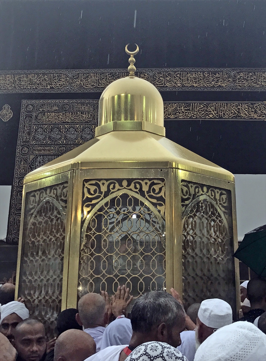 Kabe'de hacı adaylarının yağmur sevinci - 8