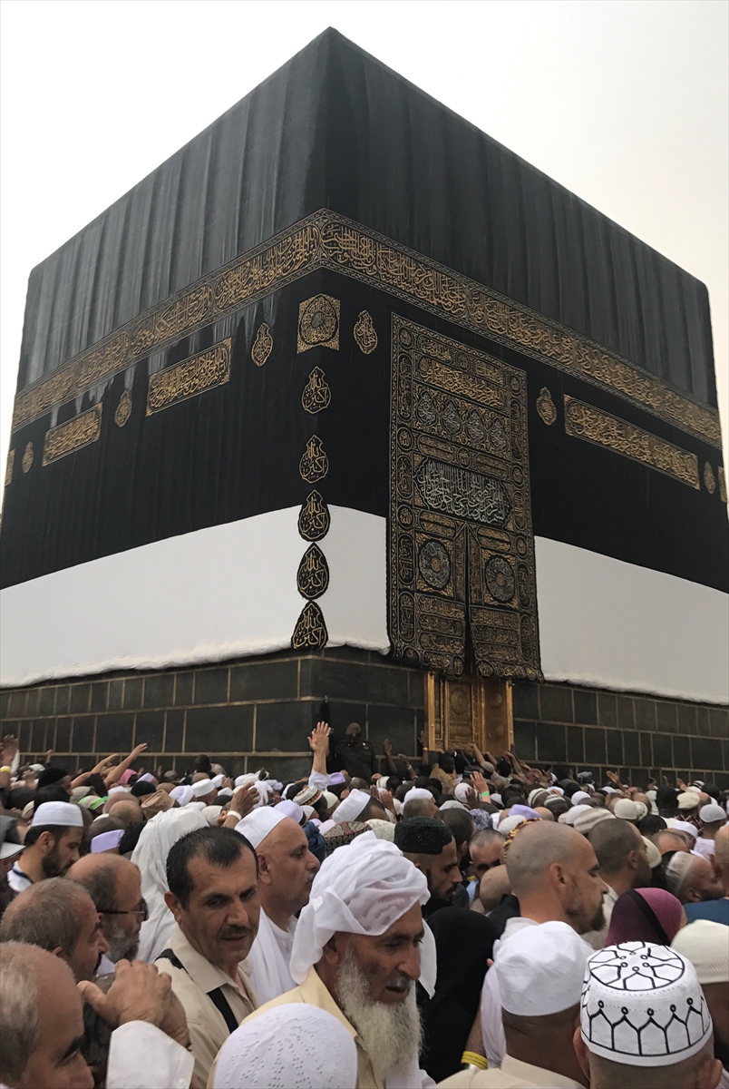 Kabe'de hacı adaylarının yağmur sevinci - 12