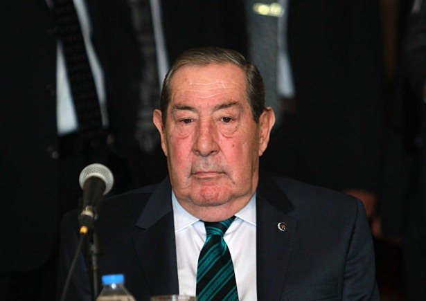 Siyasi isimler kaç yaşında? - 6