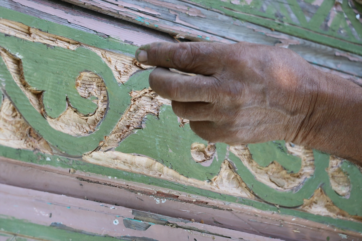 Hurda malzemelerinden sanat eseri yapıyorlar - 1