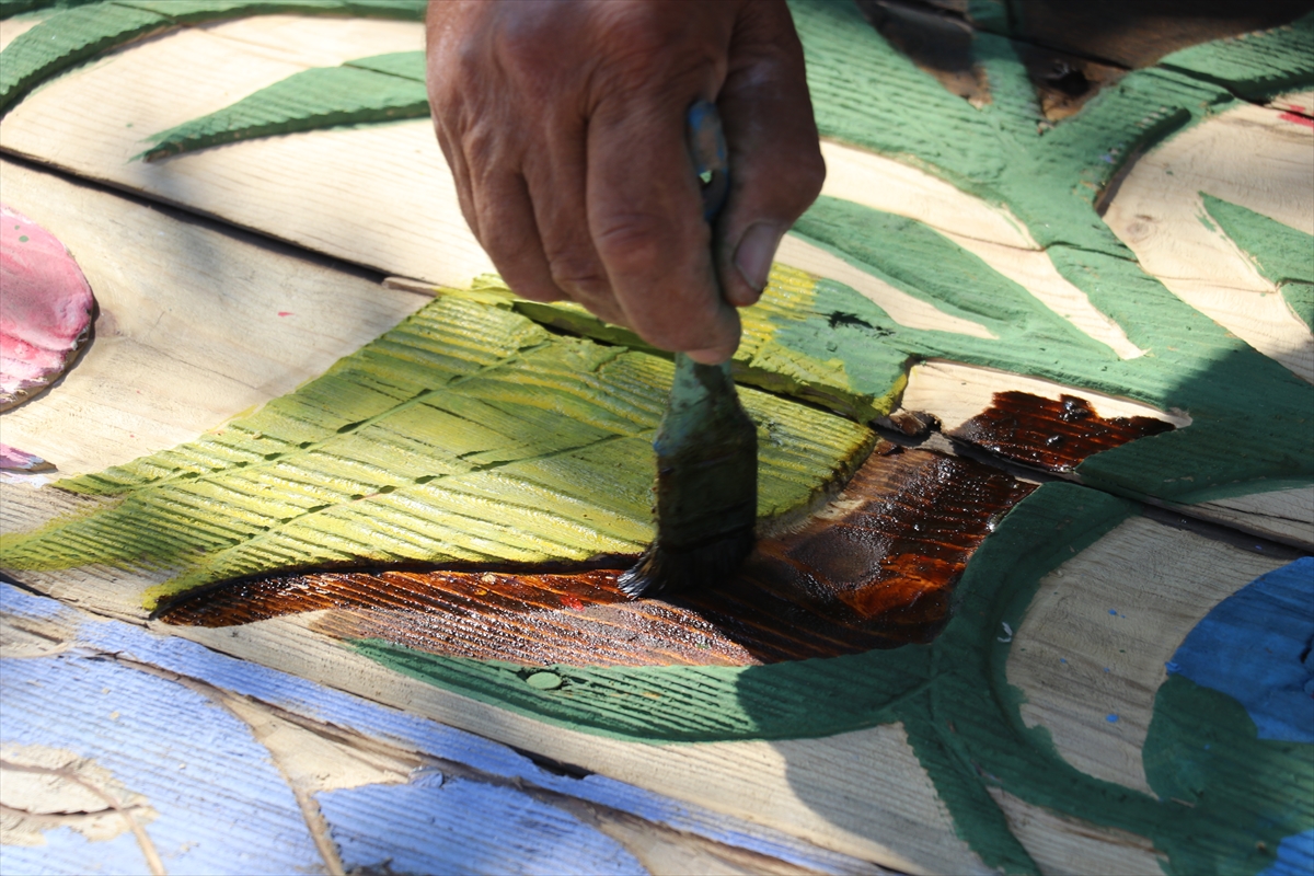 Hurda malzemelerinden sanat eseri yapıyorlar - 12