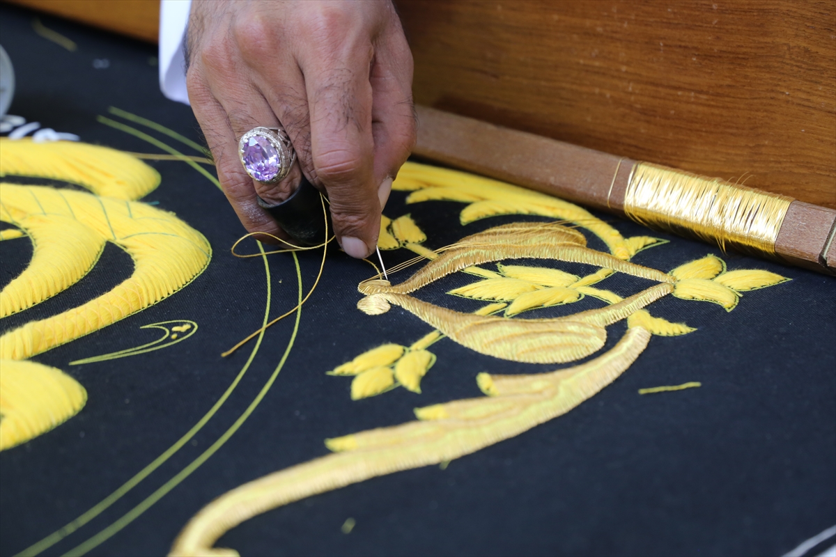 Kabe kisvesini bekliyor - 12