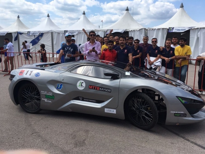 Öğrenciler elektrikli otomobil üretti - 2