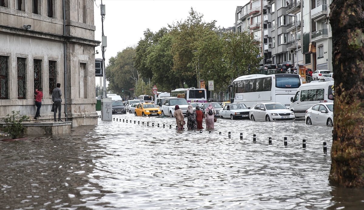 İstanbul'da beklenen yağış etkili oldu - 3