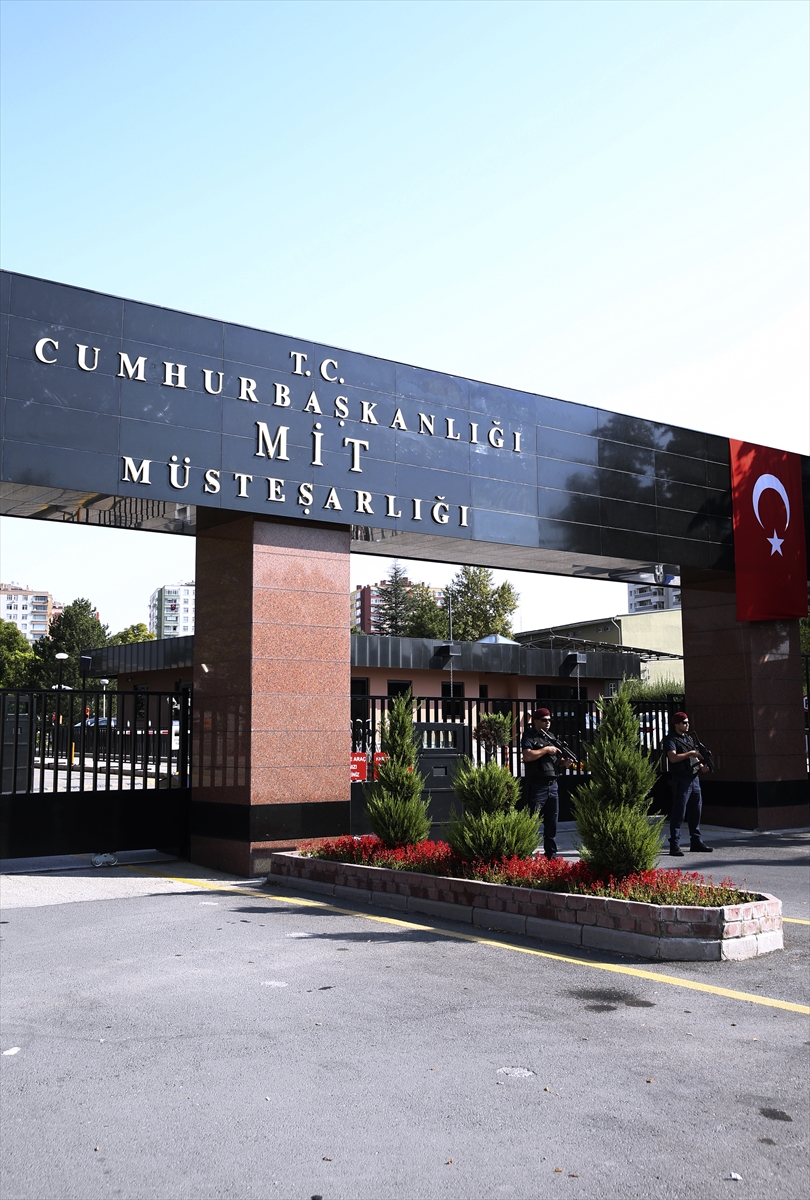 'Cumhurbaşkanlığı' MİT tabeleasında - 0
