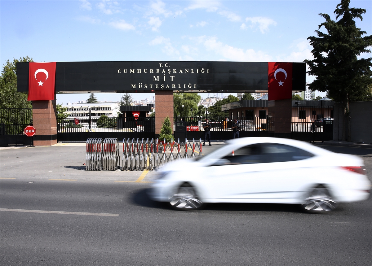 'Cumhurbaşkanlığı' MİT tabeleasında - 0