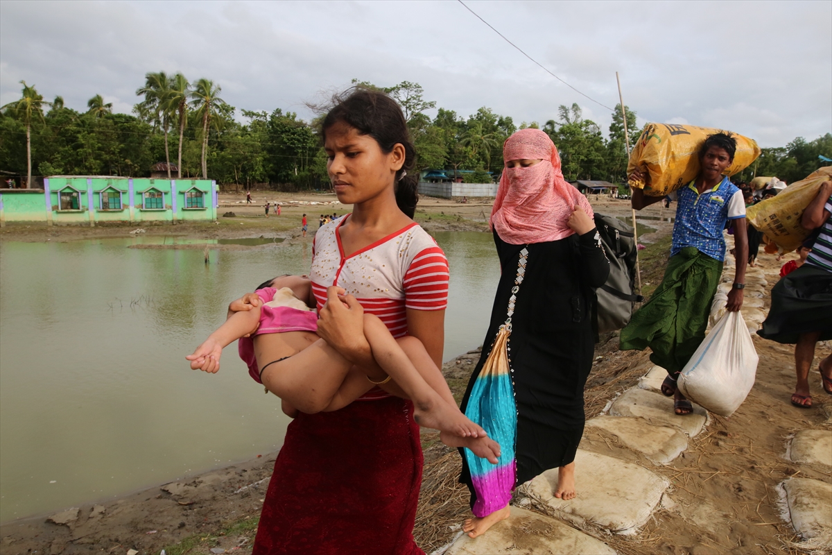 Bangladeş'e kaçan Arakanlılar'ın içler acısı durumu - 1