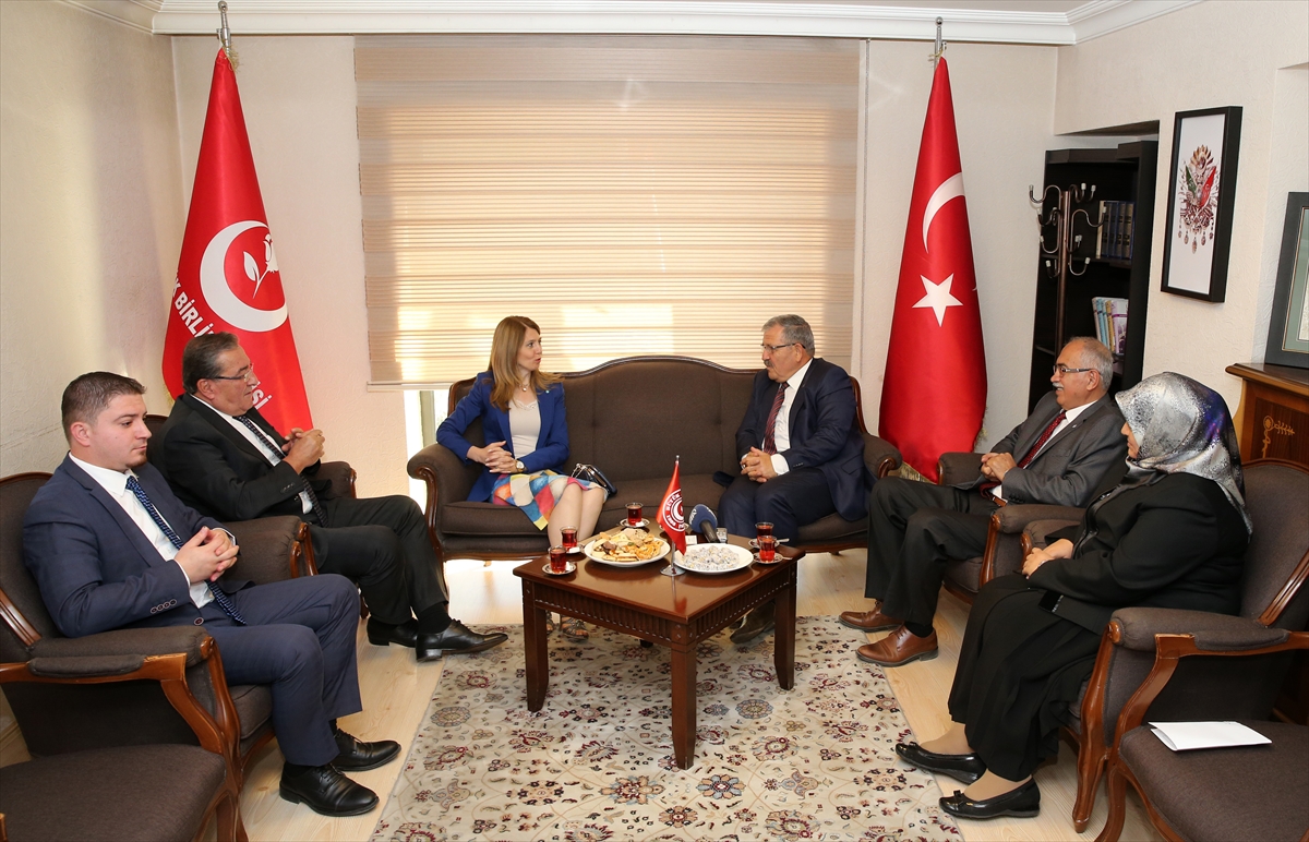 Ankara'da partililer böyle bayramlaştı - 25