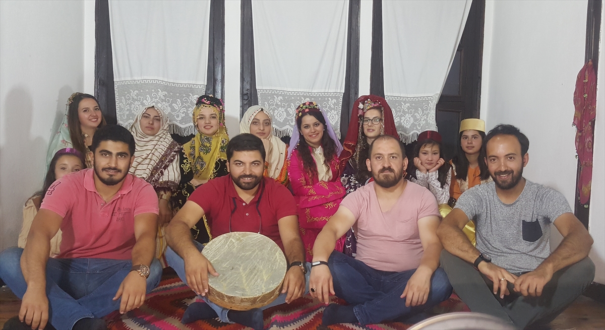 'Osmanlı mahalle kültürü'nü belgesele taşıyor - 0