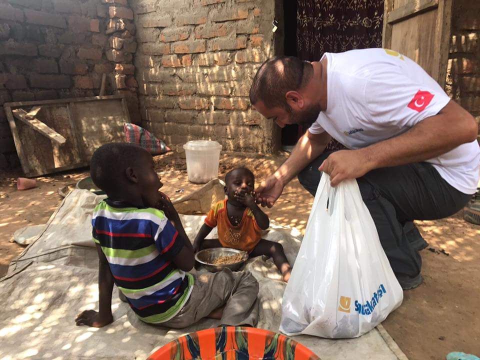 Sadakataşı, 'kurbanlıkları' dünyanın dört bir yanına ulaştırdı - 0