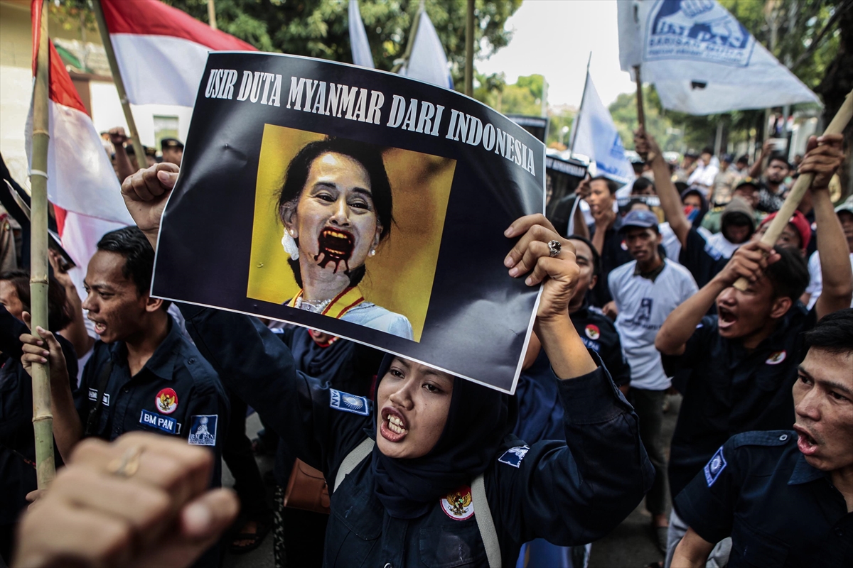 Endonezya'da Arakan protestosu - 0