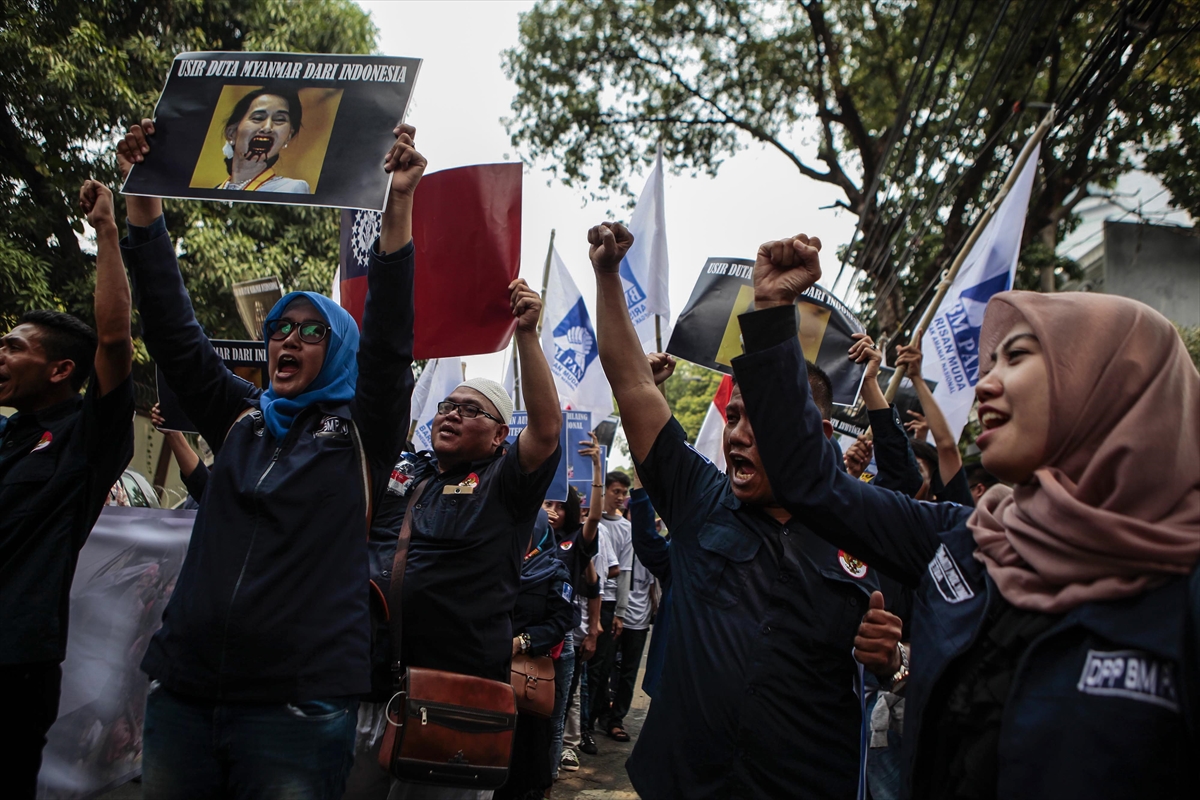 Endonezya'da Arakan protestosu - 0
