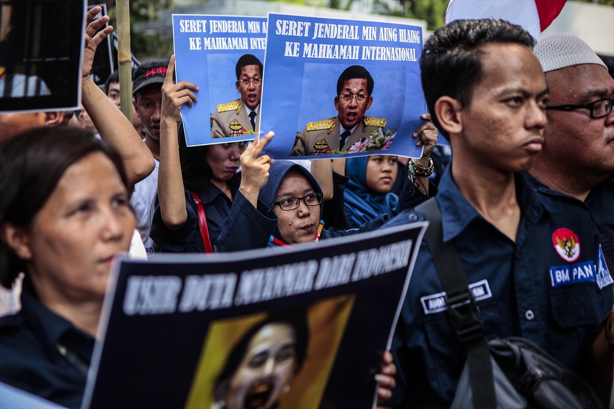 Endonezya'da Arakan protestosu - 0