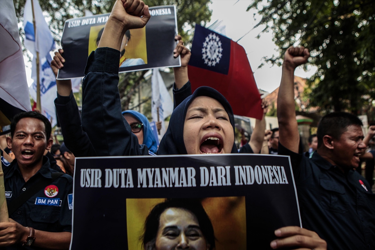 Endonezya'da Arakan protestosu - 0