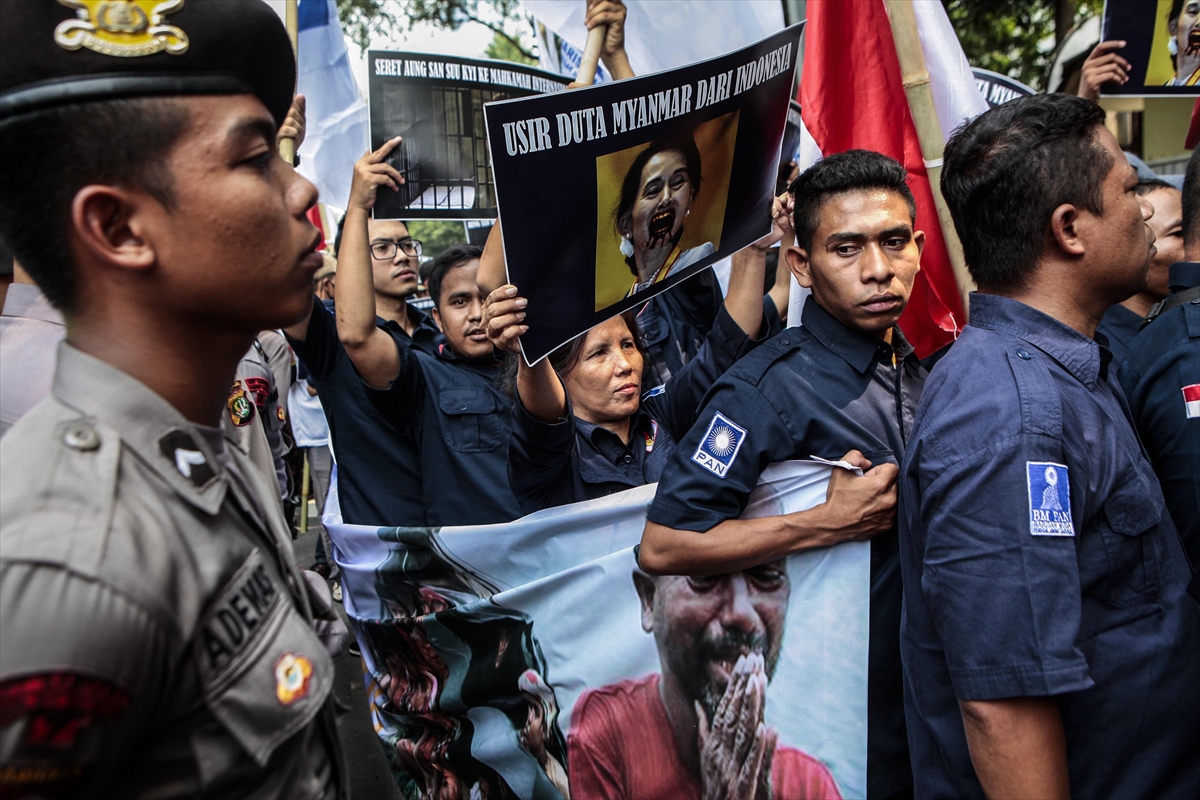 Endonezya'da Arakan protestosu - 0