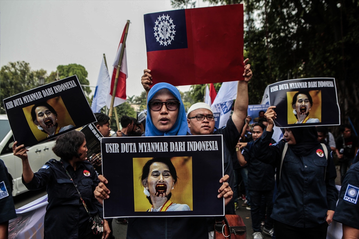 Endonezya'da Arakan protestosu - 0