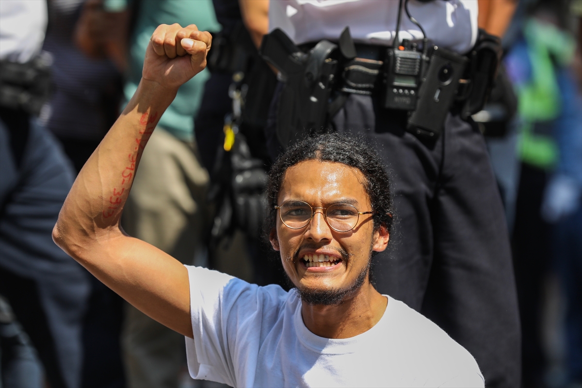 Trump Tower önünde protesto - 0
