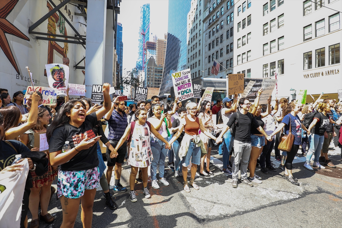 Trump Tower önünde protesto - 0