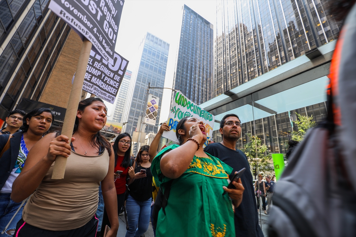 Trump Tower önünde protesto - 0