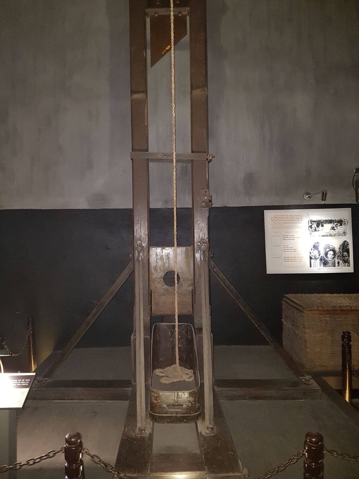 Fransızların tarih boyunca yaptığı vahşet 'Vietnam Müzesi'nde - 24