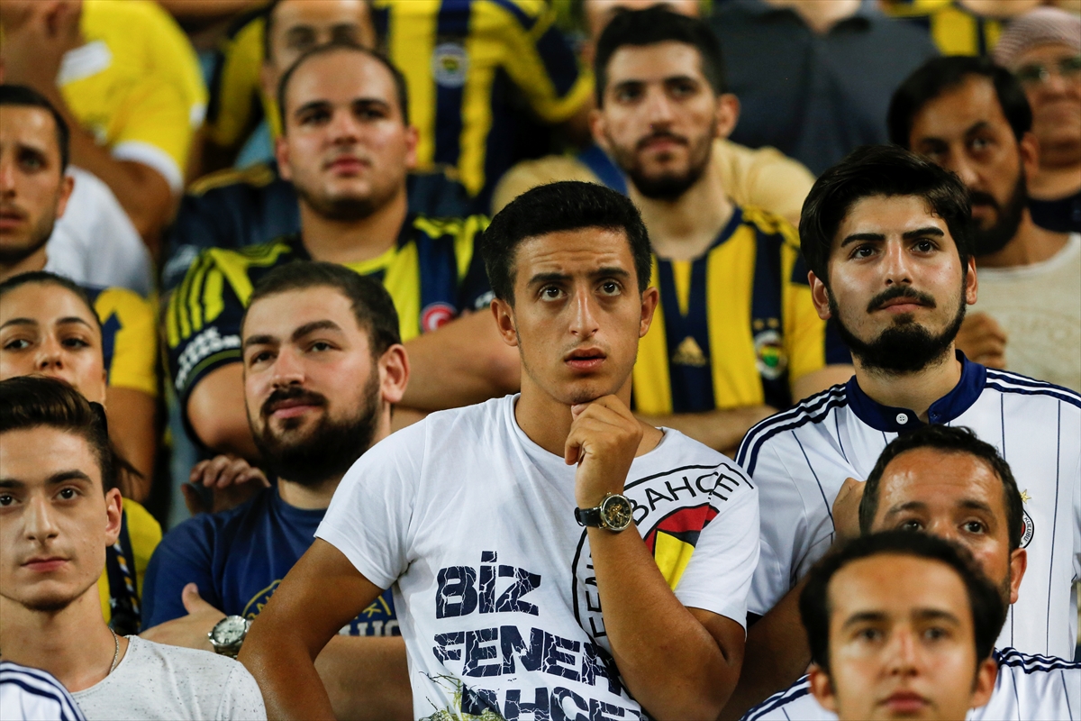 Kıran kırana mücadelede gülen taraf Başakşehir - 33