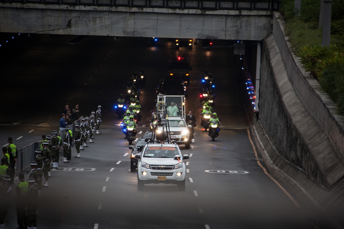Papa'nın Kolombiya ziyaretinden kareler - 1