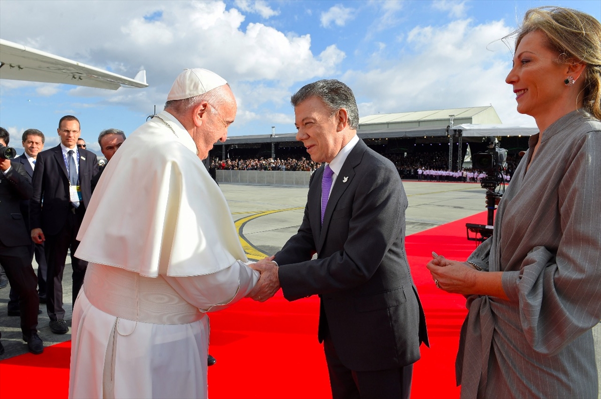 Papa'nın Kolombiya ziyaretinden kareler - 0