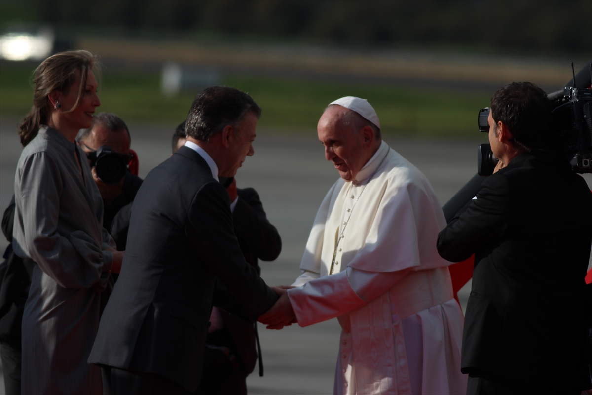 Papa'nın Kolombiya ziyaretinden kareler - 0