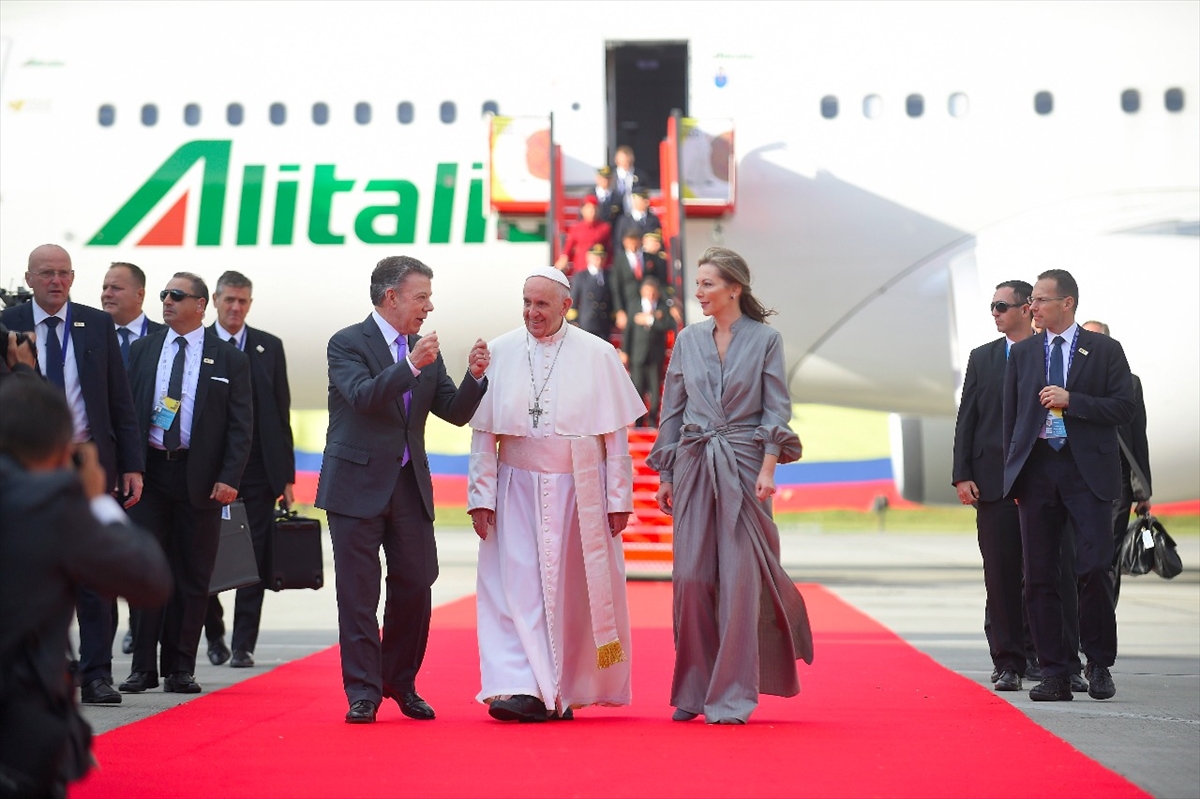 Papa'nın Kolombiya ziyaretinden kareler - 0