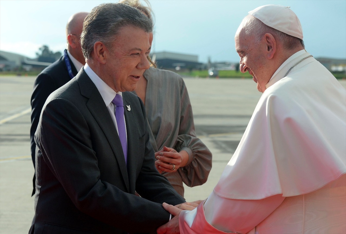 Papa'nın Kolombiya ziyaretinden kareler - 0