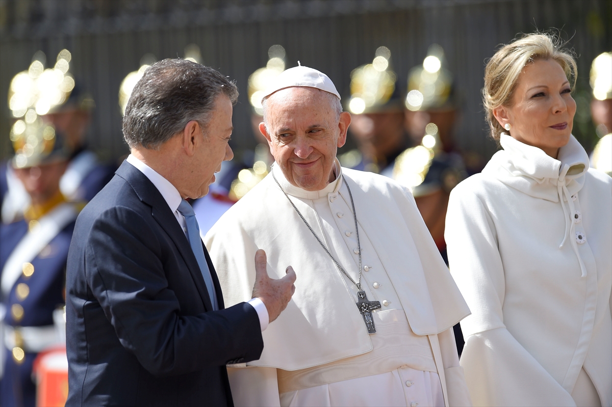 Papa'nın Kolombiya ziyaretinden kareler - 0