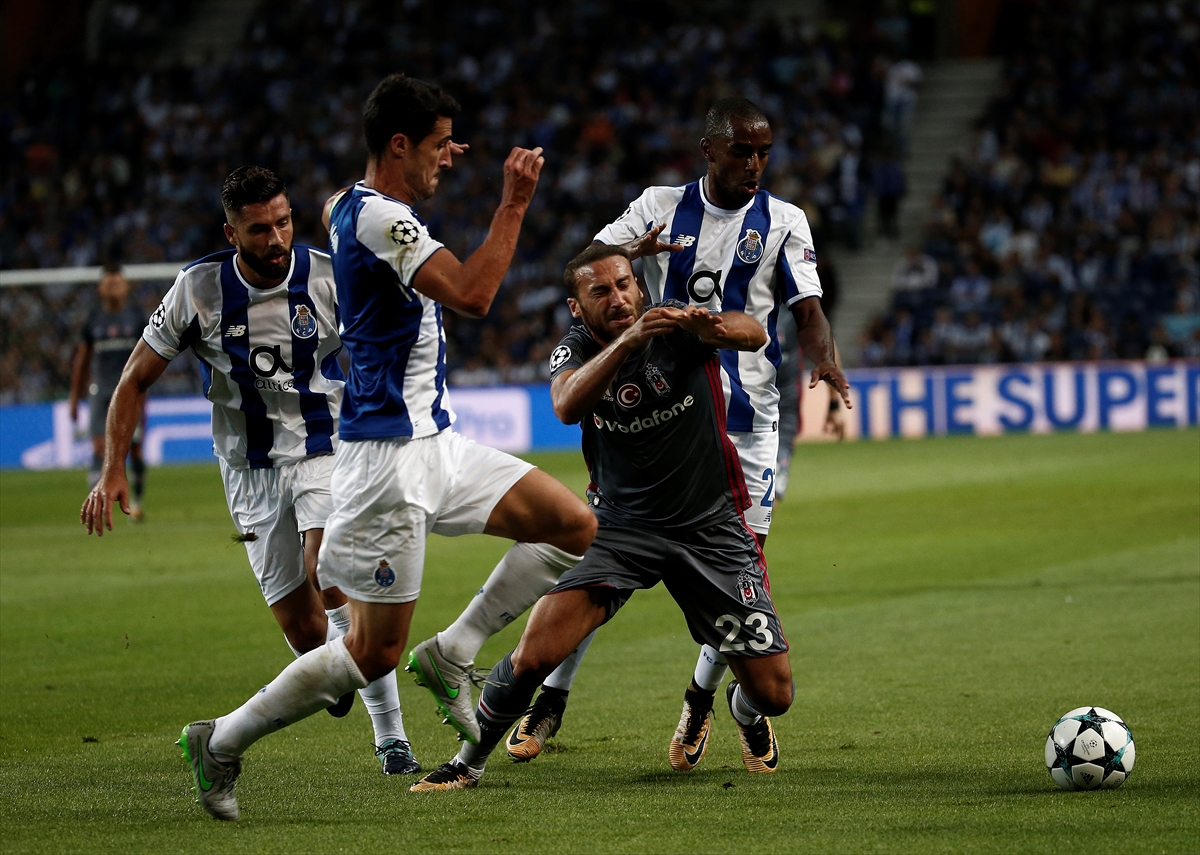 Kartal Porto karşısında yüksek uçtu - 0