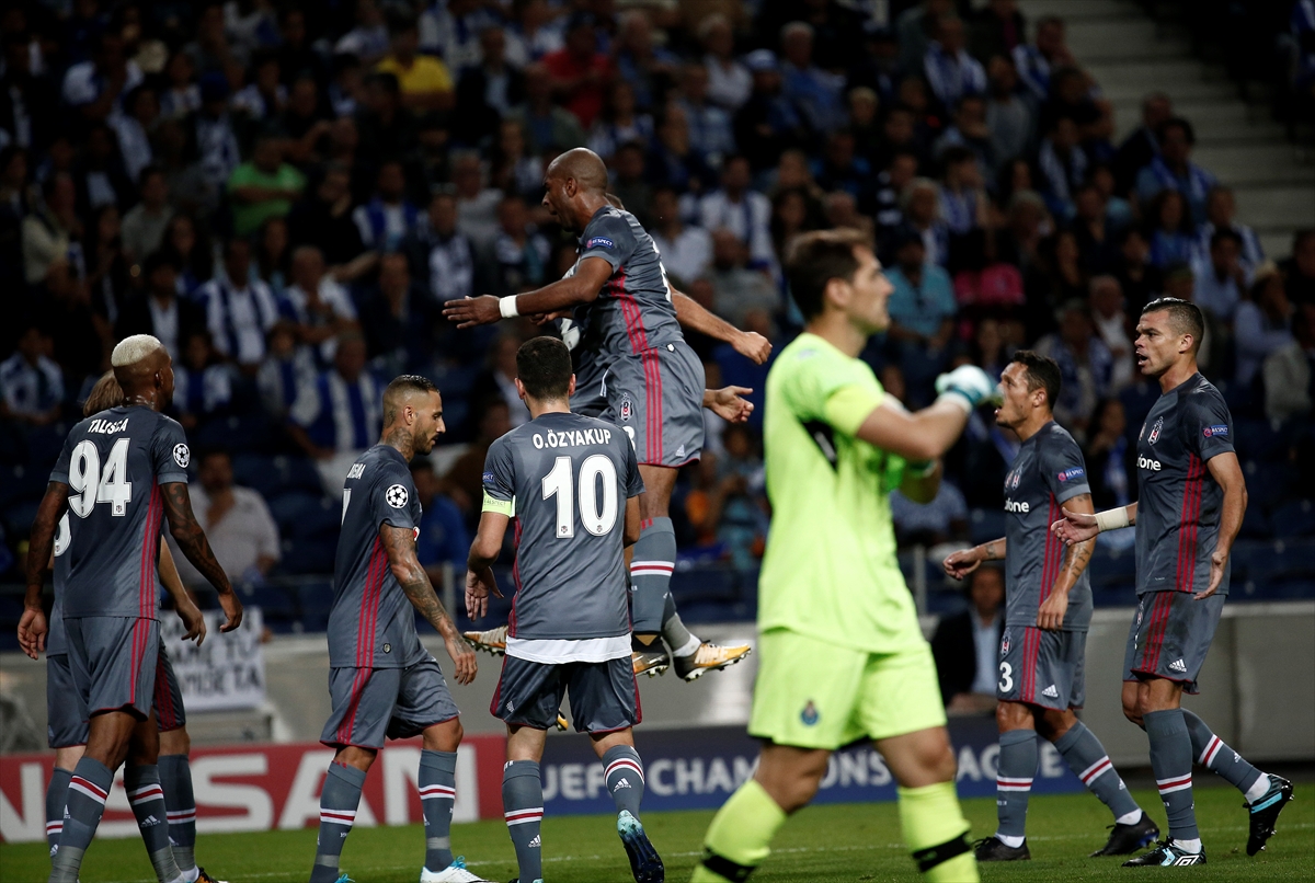 Kartal Porto karşısında yüksek uçtu - 0