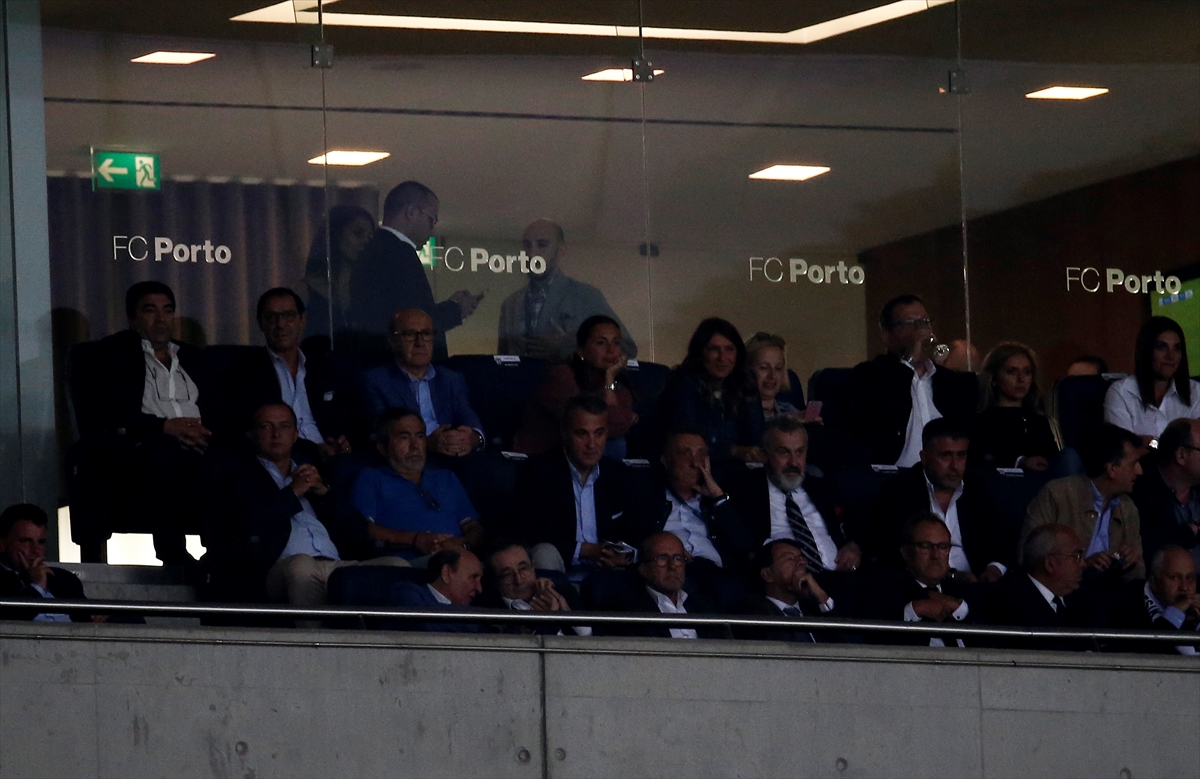 Kartal Porto karşısında yüksek uçtu - 0