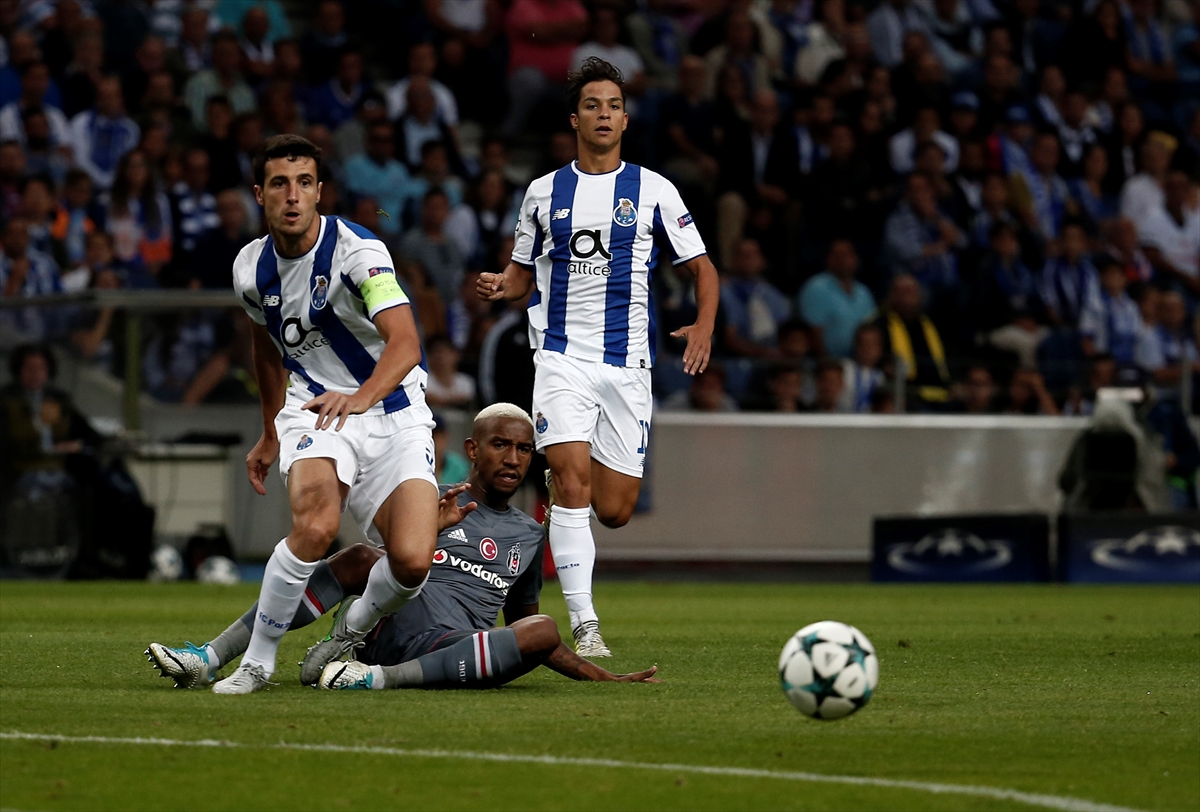 Kartal Porto karşısında yüksek uçtu - 0