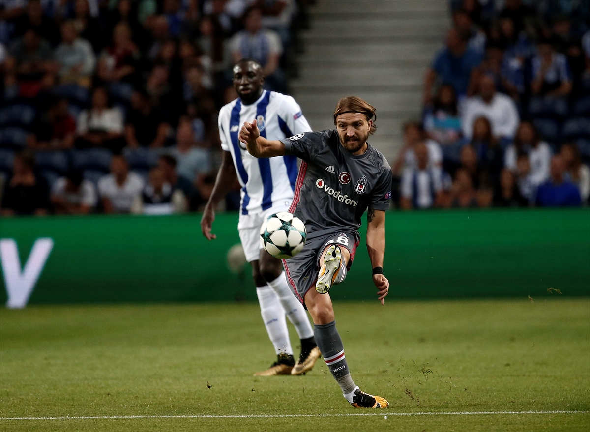 Kartal Porto karşısında yüksek uçtu - 0