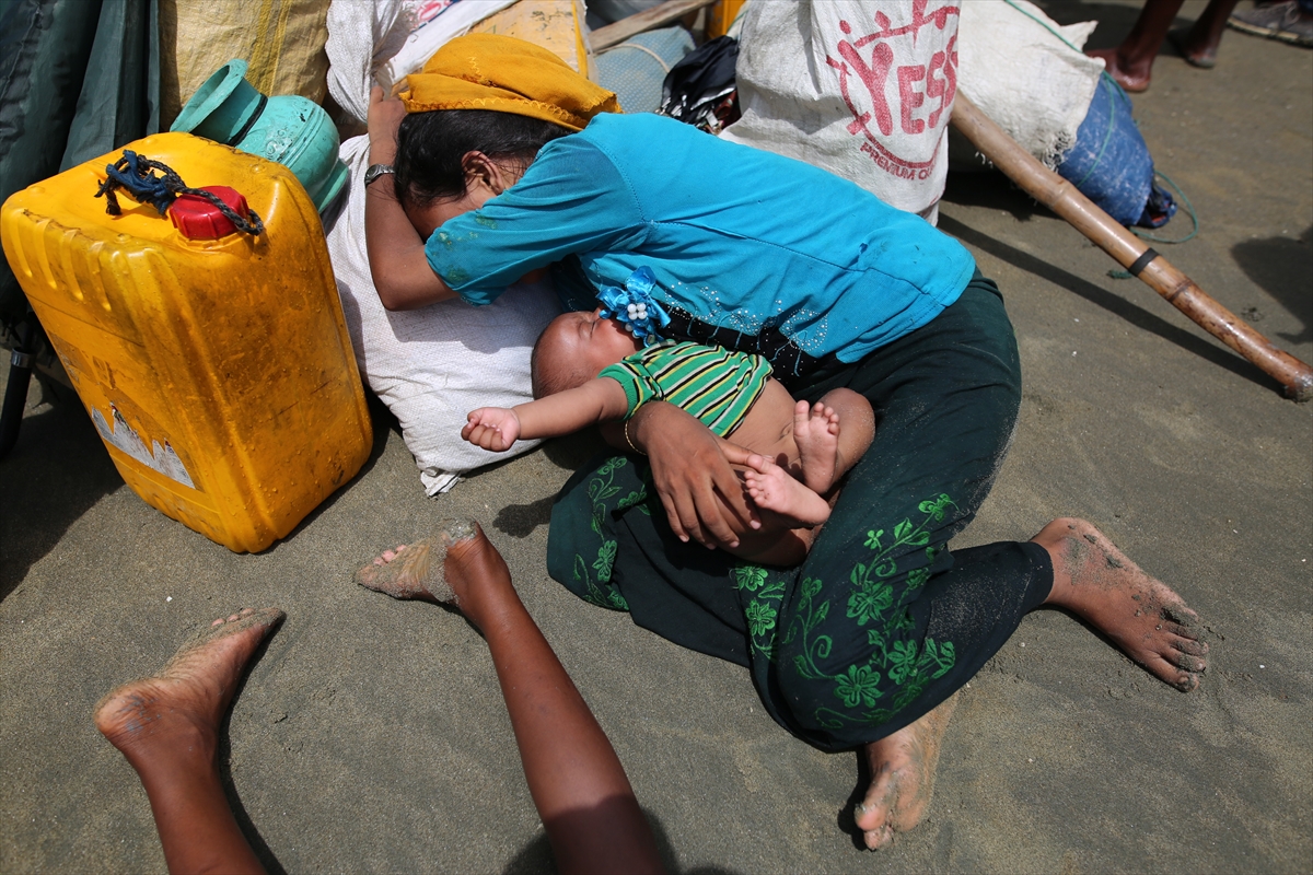 Bangladeş'e geçmeye çalışan Arakanlı Müslümanlardan yeni kareler - 0