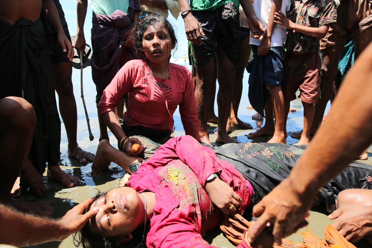 Bangladeş'e geçmeye çalışan Arakanlı Müslümanlardan yeni kareler - 0