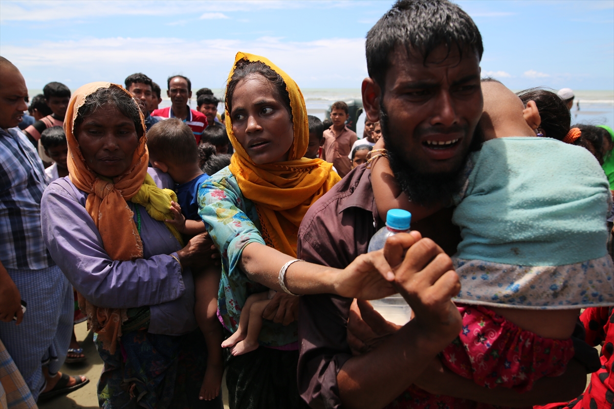Bangladeş'e geçmeye çalışan Arakanlı Müslümanlardan yeni kareler - 0