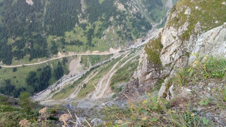 O yol dünyanın en tehlikelileri arasında! - 2