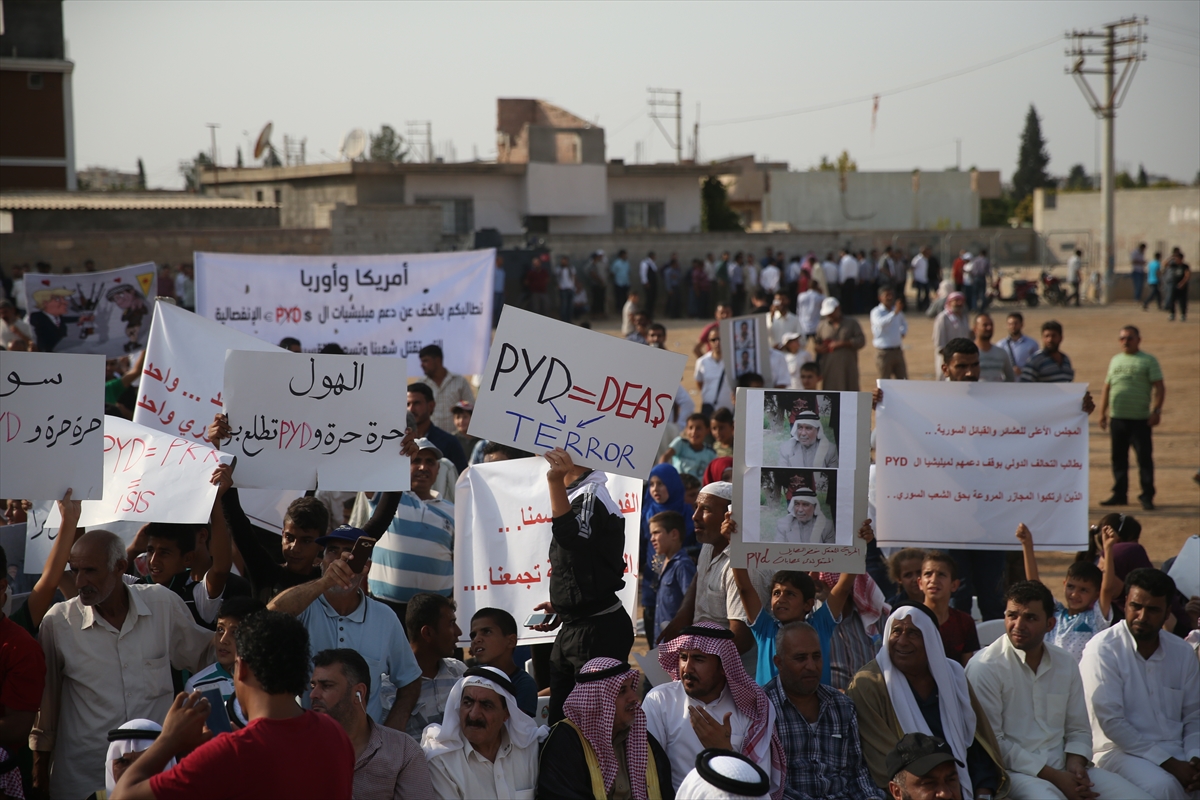 Sıfır noktasında PYD protestosu - 0