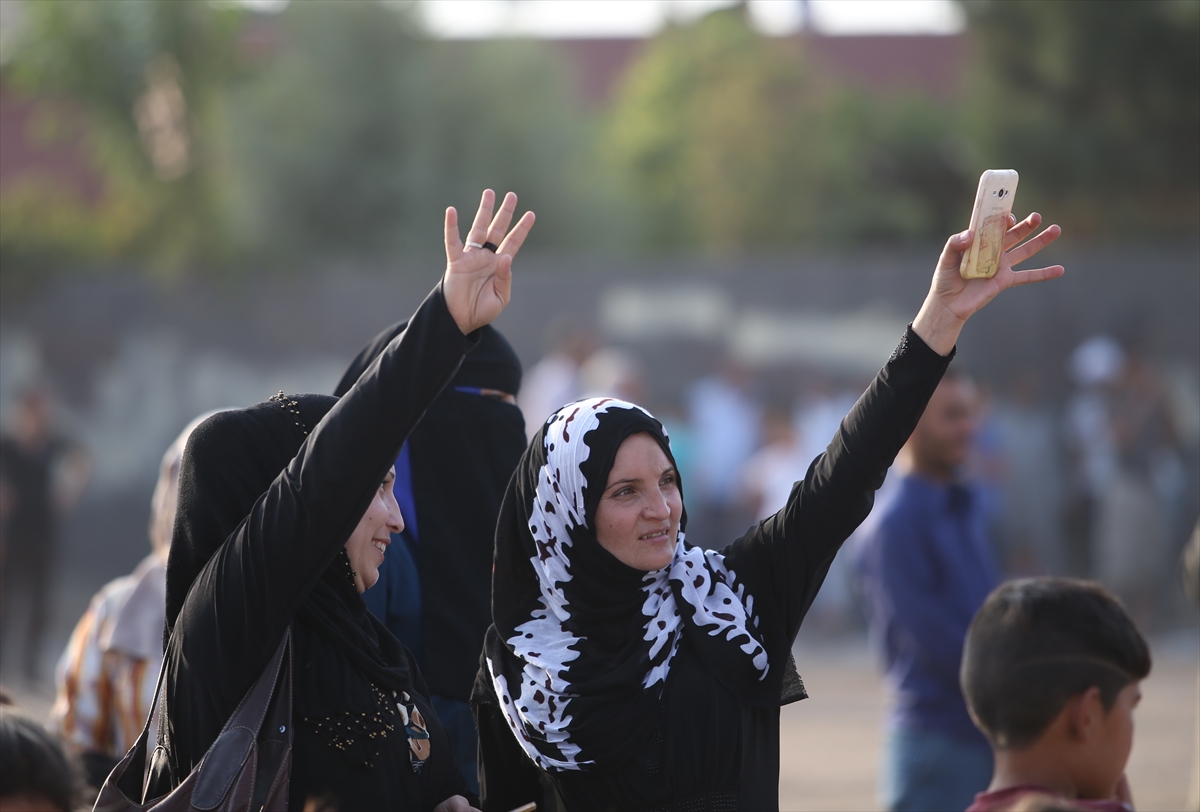 Sıfır noktasında PYD protestosu - 0
