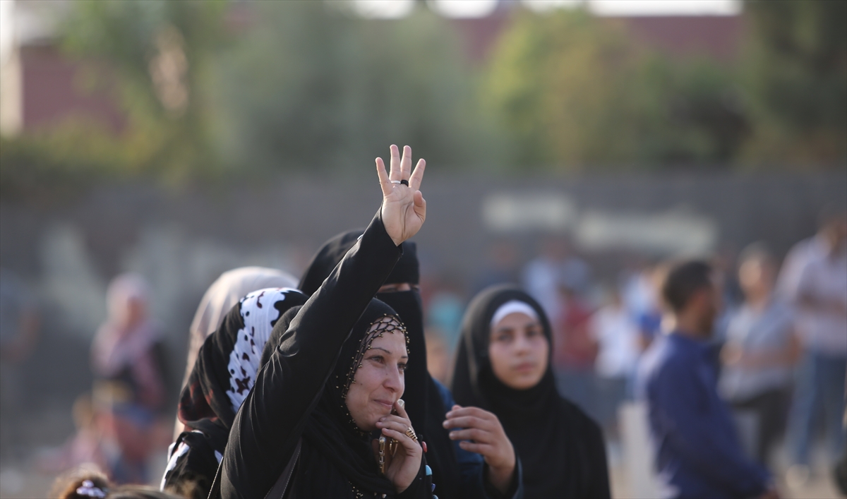 Sıfır noktasında PYD protestosu - 0